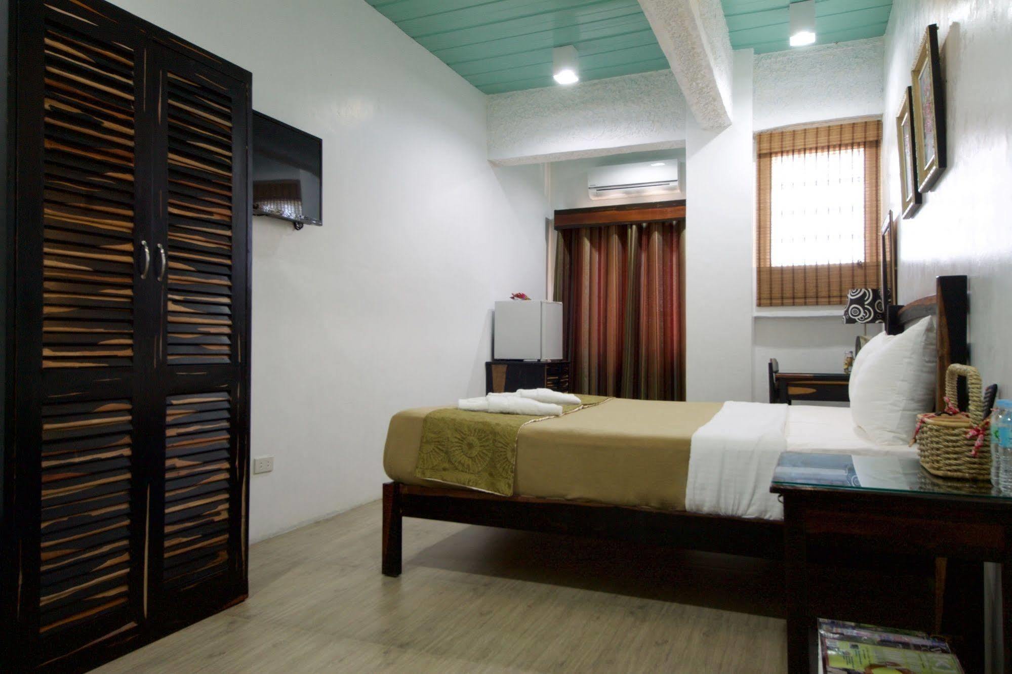 Ala Amid Bed And Breakfast Puerto Princesa Buitenkant foto