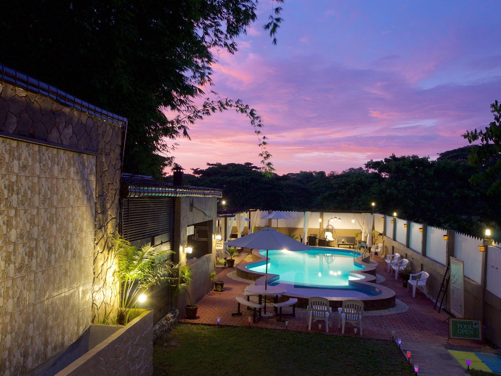 Ala Amid Bed And Breakfast Puerto Princesa Buitenkant foto